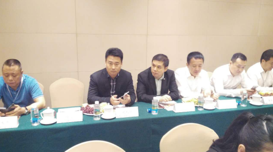 仟億達(dá)作為龍商會成員，積投身節(jié)能環(huán)保能源事業(yè)，利用生物質(zhì)多聯(lián)產(chǎn)、碳交易等業(yè)務(wù)為龍江做貢獻，助力龍江經(jīng)濟發(fā)展。